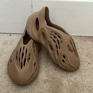 Adidas Yeezy Foam Runners Mist Men’s (Size 7)